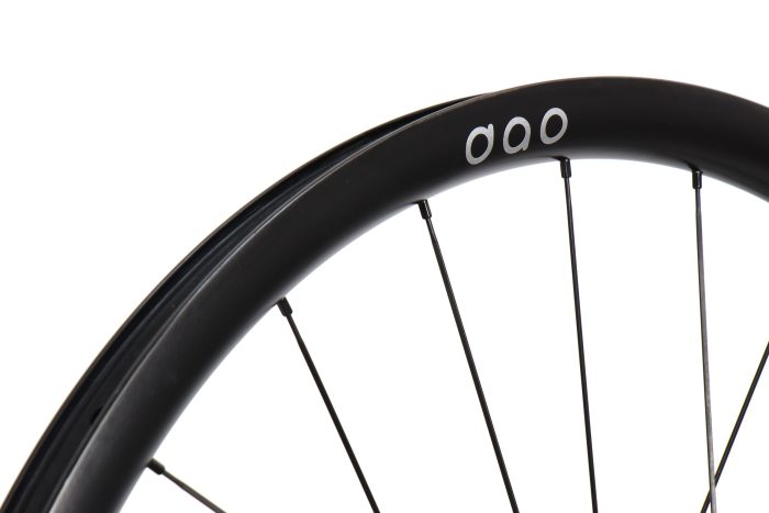 Carbon 30 Gravel Disc Wheelset - Image 7